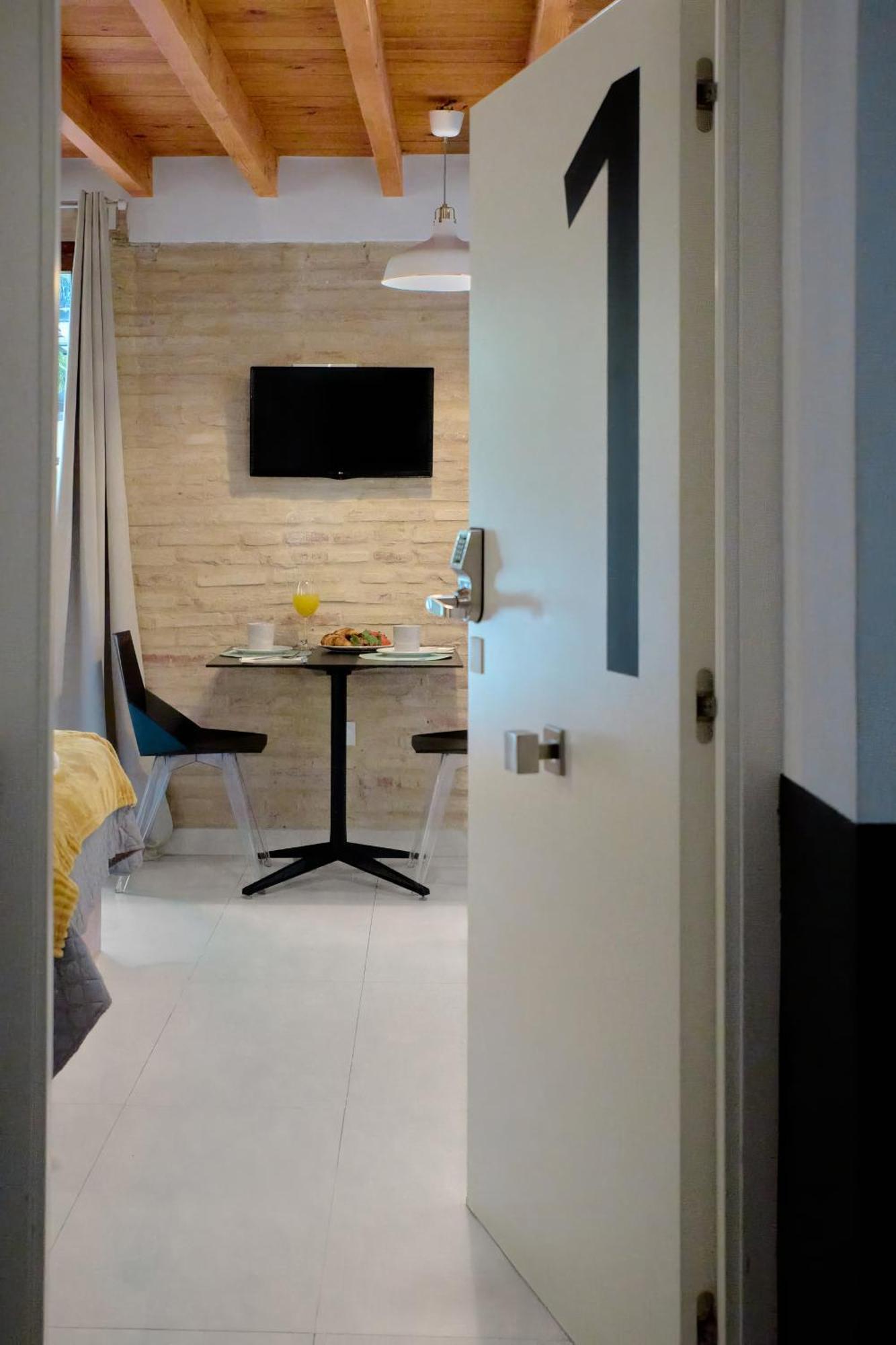 Apartamento De Diseno En La Plaza Del Carmen F1 バレンシア エクステリア 写真