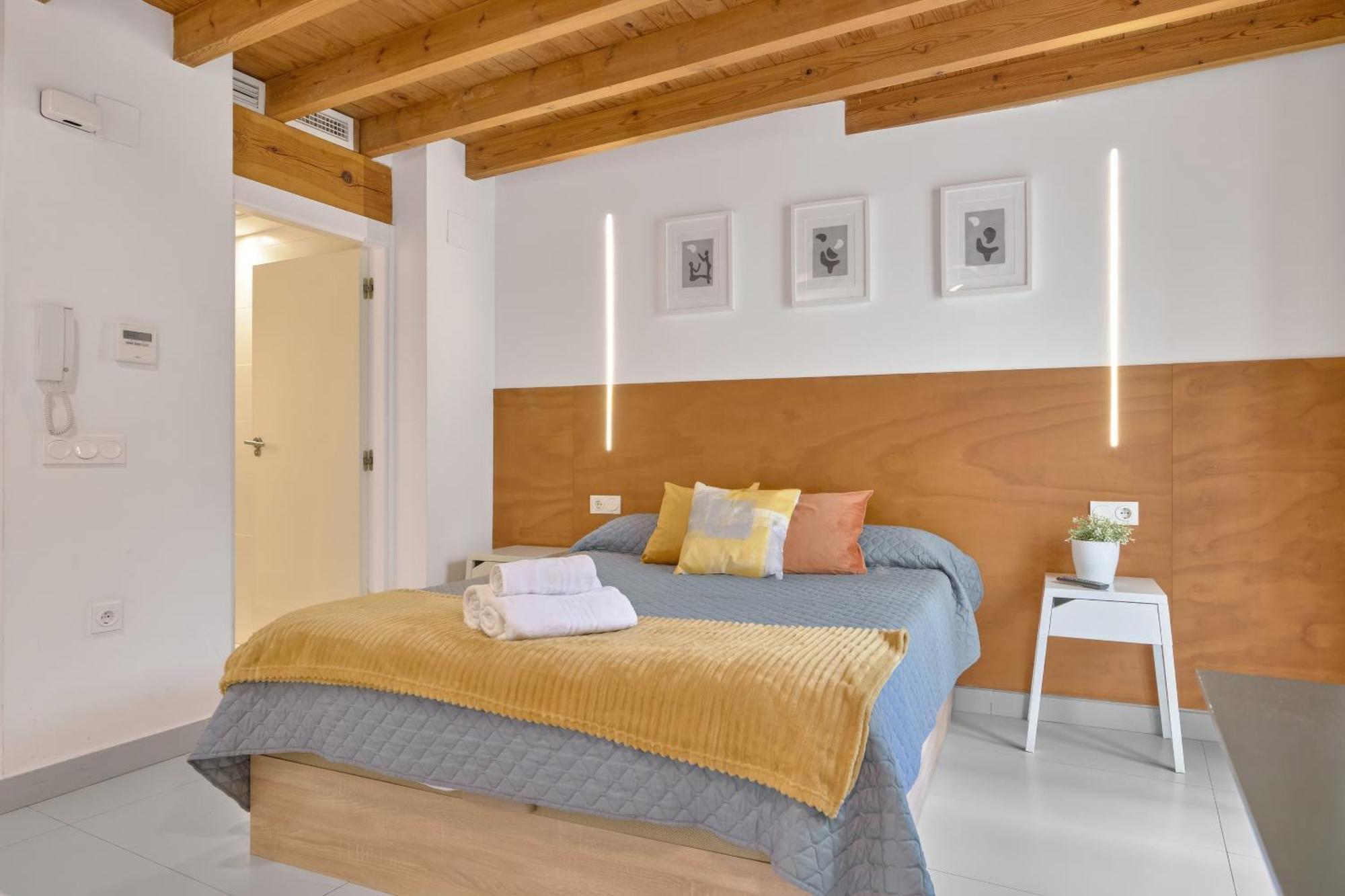 Apartamento De Diseno En La Plaza Del Carmen F1 バレンシア エクステリア 写真